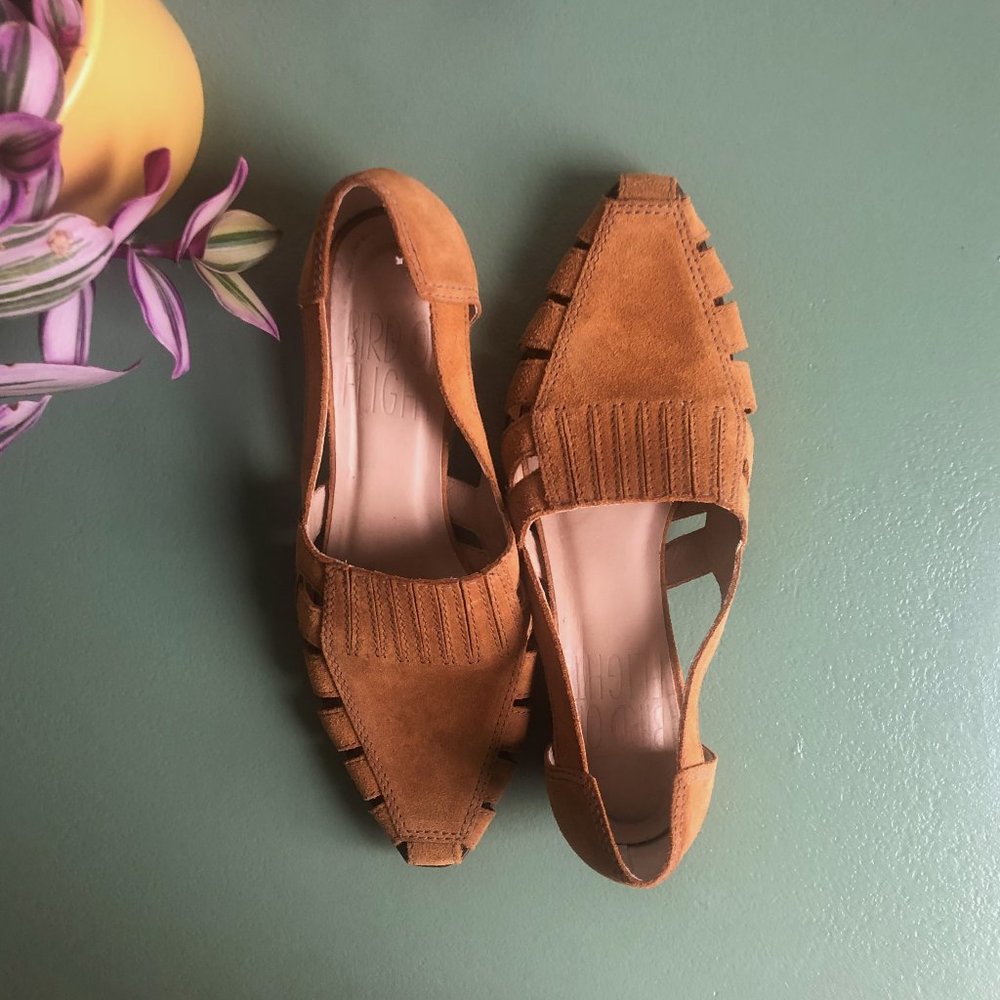 Bird of Flight Suede “Gemma” Flats — W8